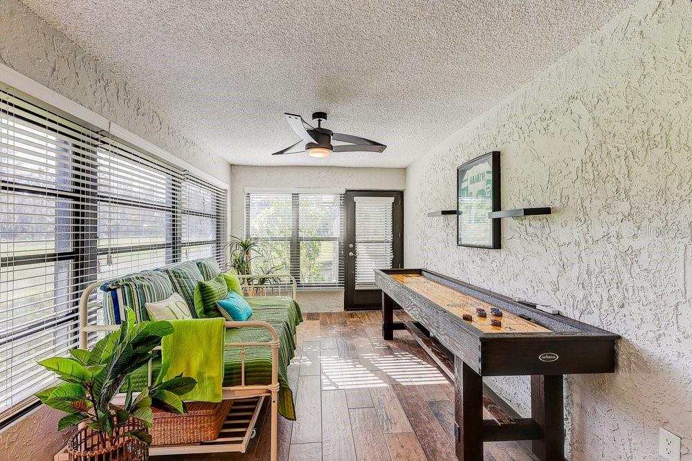 GOLF VIEW VILLAS CONDO 02 - Residential