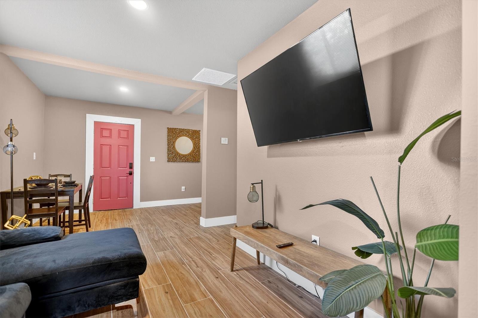 PANSY ADD - Residential Lease