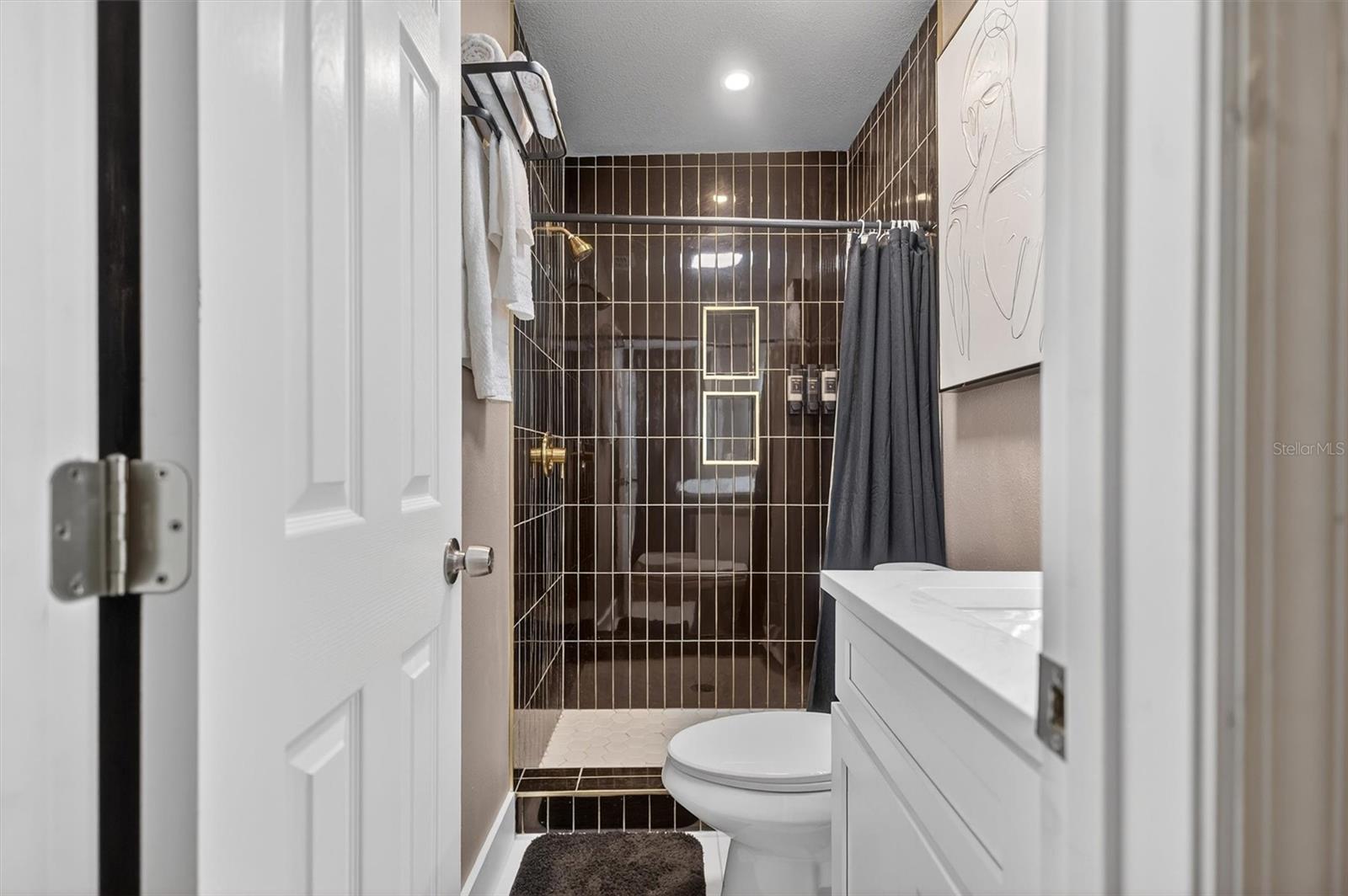 PANSY ADD - Residential Lease