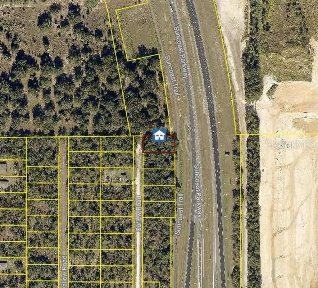 Photo of 1 Curlew Road, Weeki Wachee, FL 34614 (MLS # W7881119)