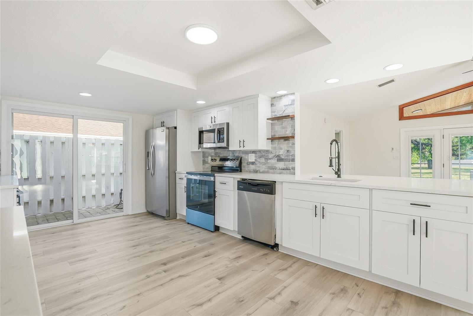 GULF HARBORS WOODLANDS - Residential