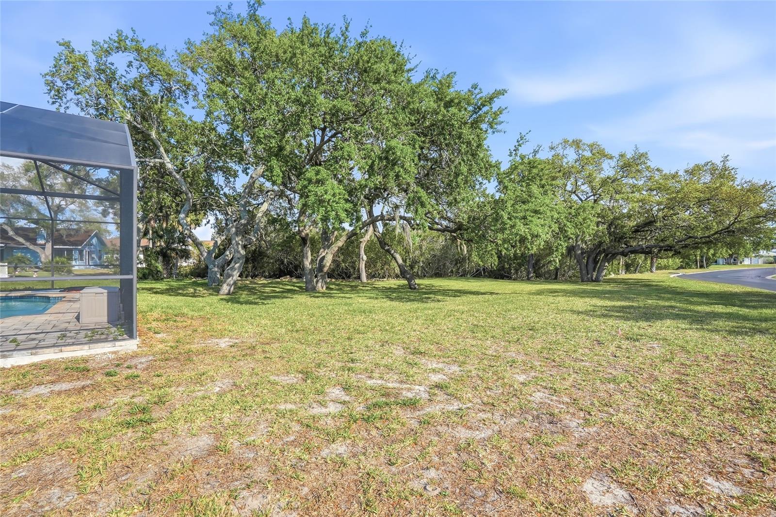 GULF HARBORS WOODLANDS - Residential