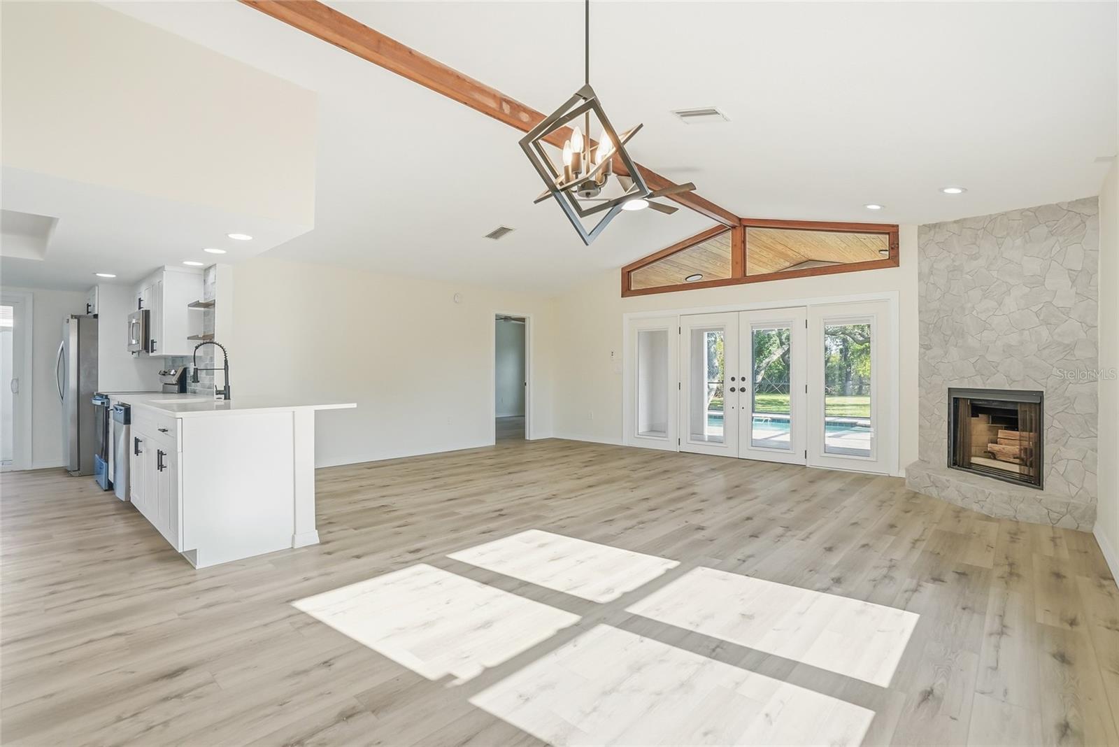 GULF HARBORS WOODLANDS - Residential