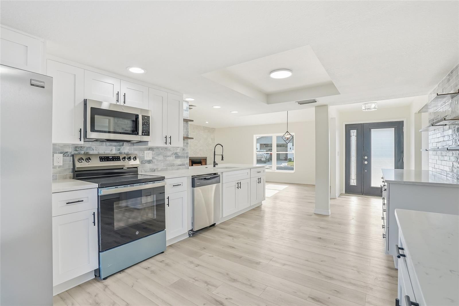 GULF HARBORS WOODLANDS - Residential