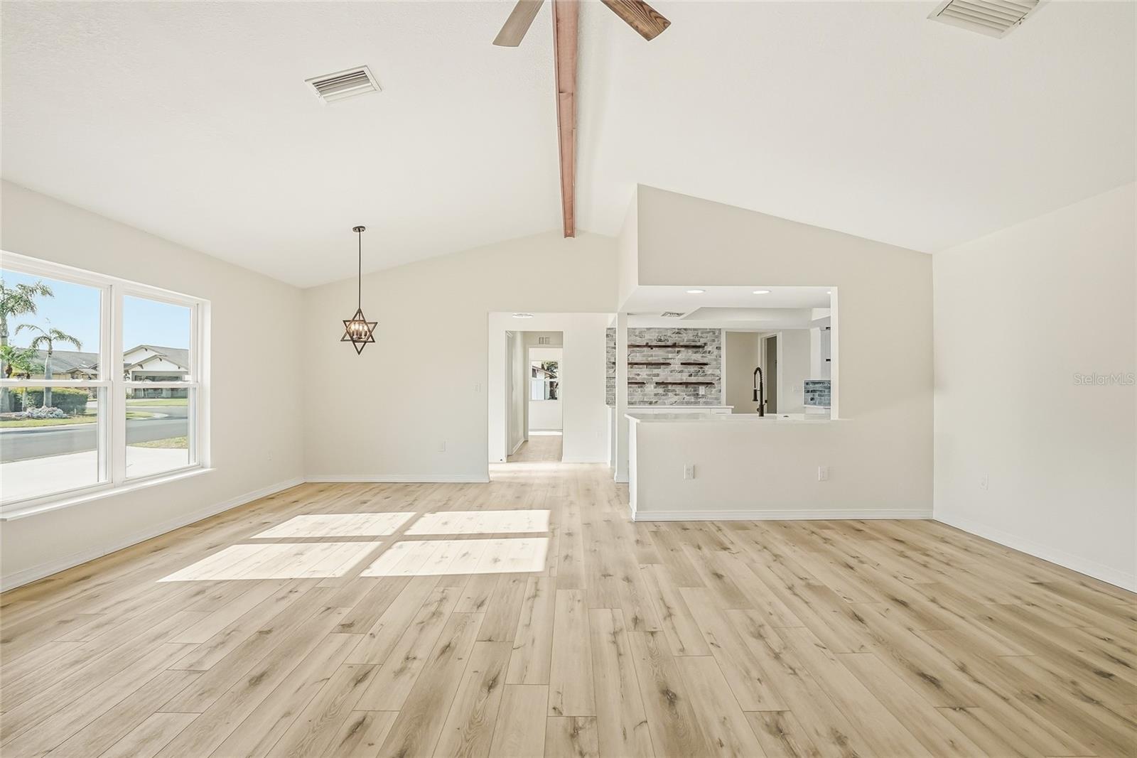 GULF HARBORS WOODLANDS - Residential