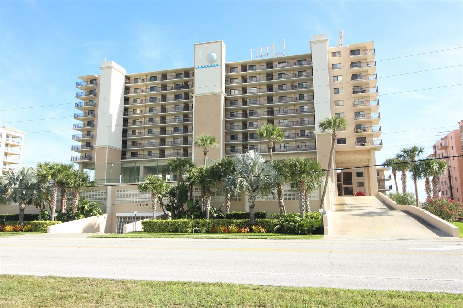 Moontide Condo - Residential