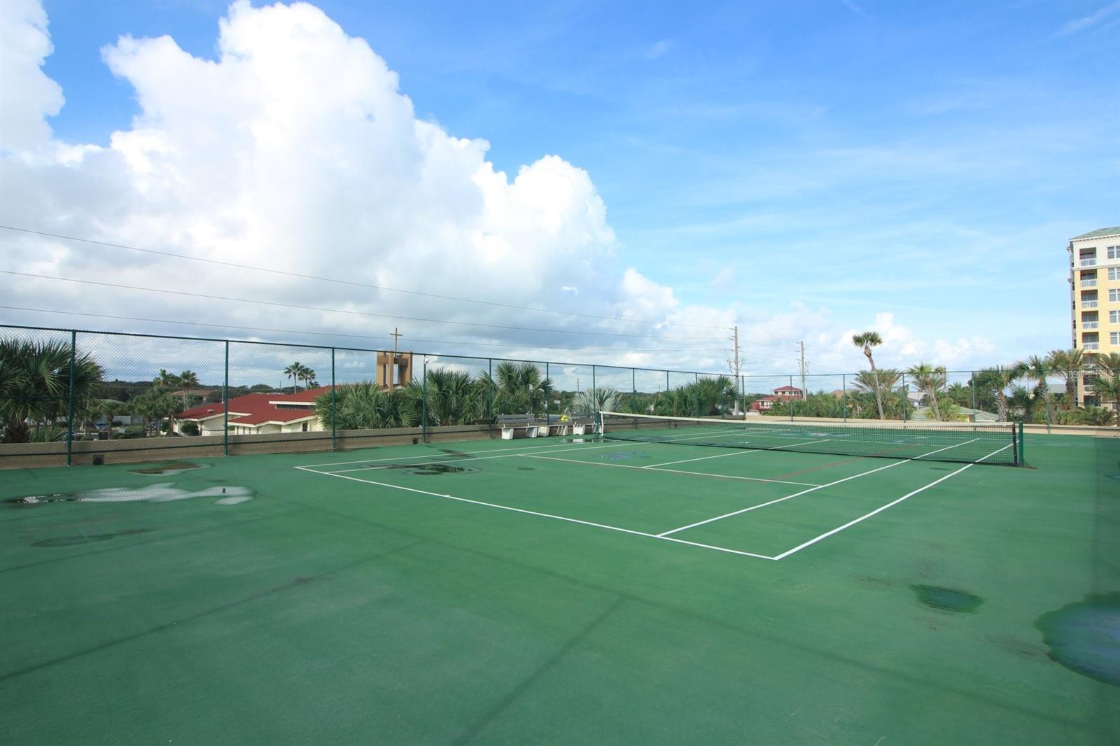 Moontide Condo - Residential