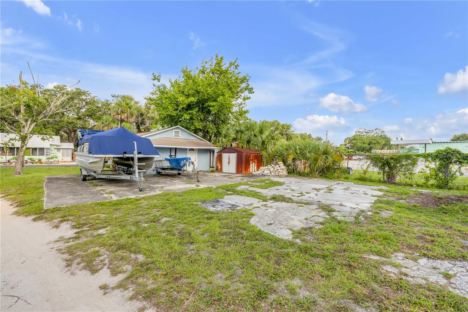 529 DORA STREET