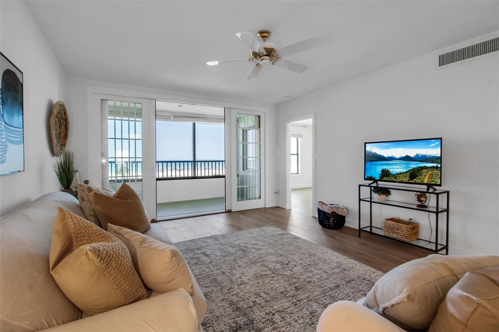 GULF & BAY CLUB PH 6 - Residential