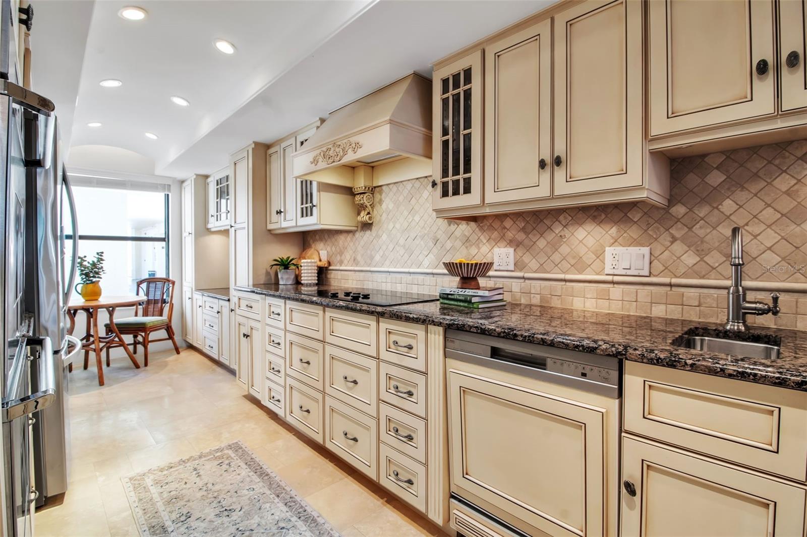 GULF & BAY CLUB PH 6 - Residential