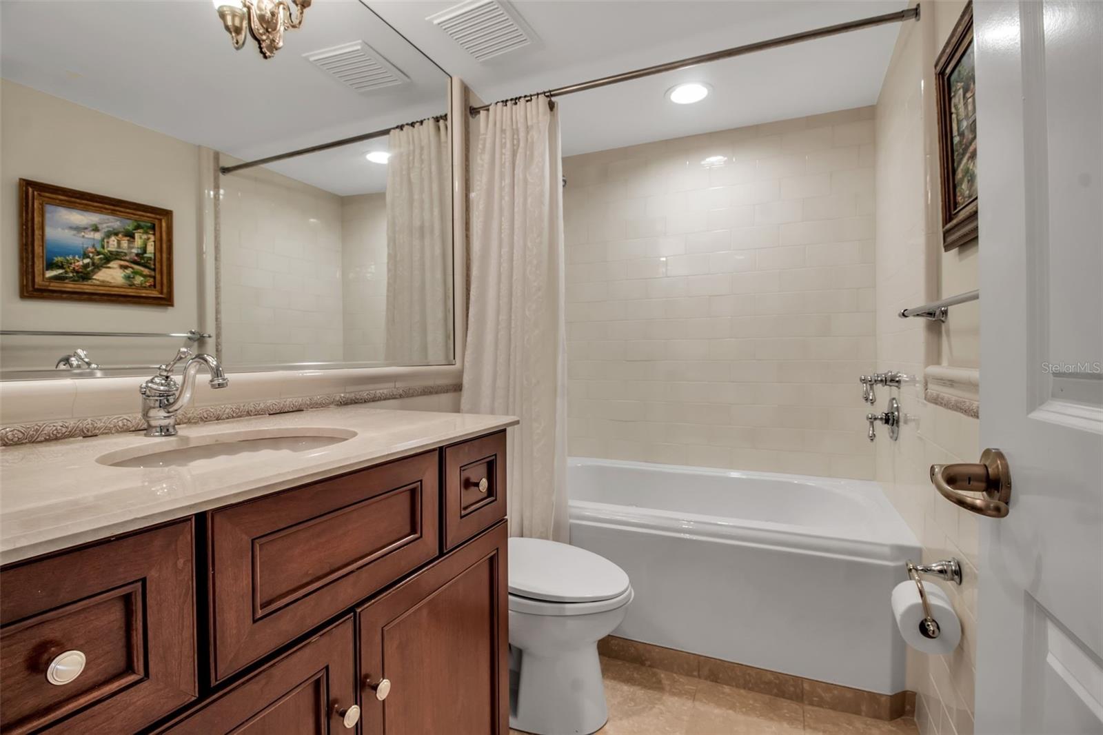 GULF & BAY CLUB PH 6 - Residential