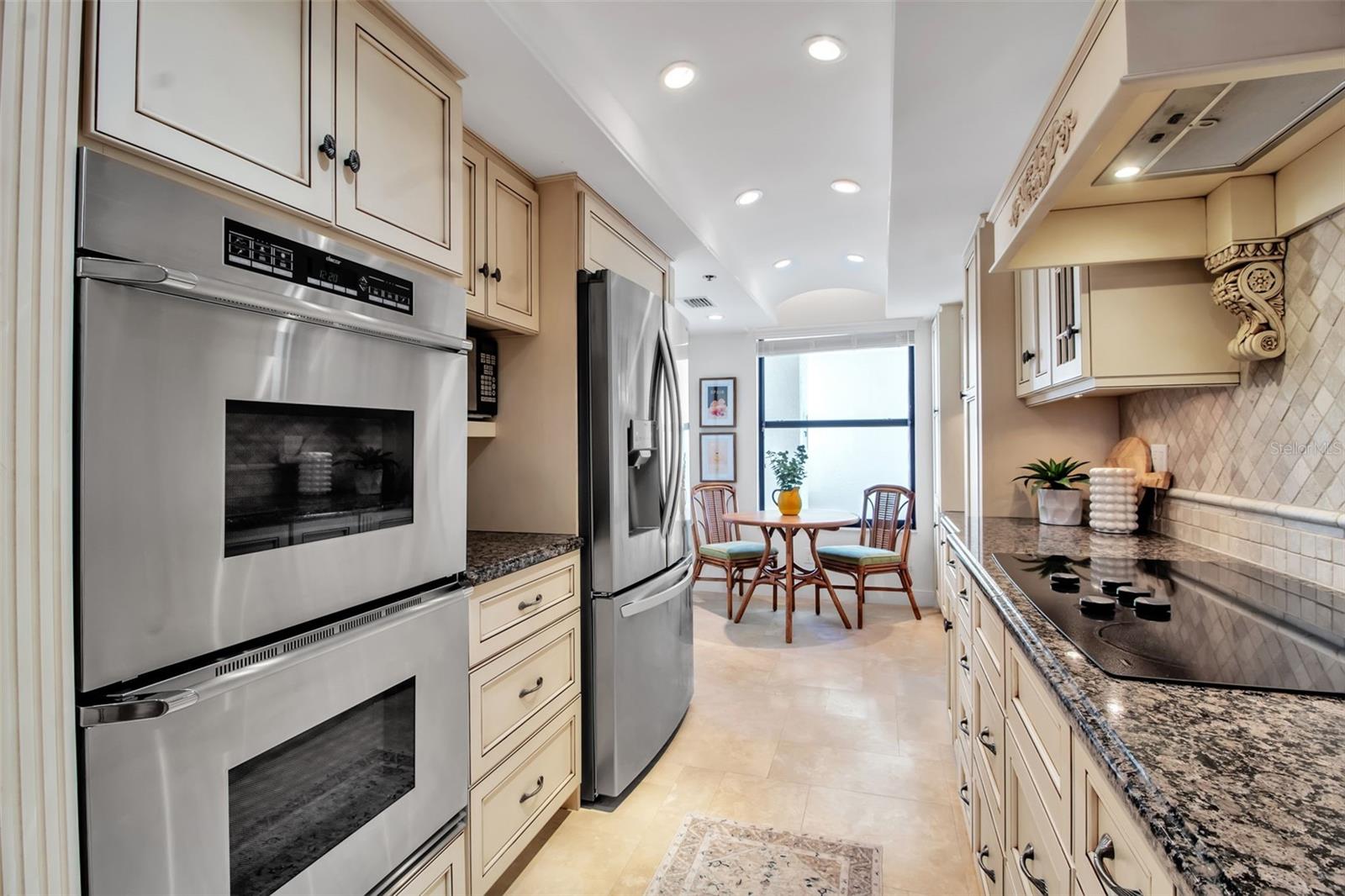 GULF & BAY CLUB PH 6 - Residential