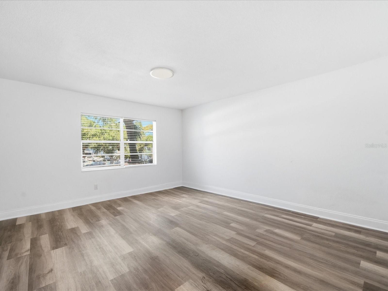9009 TUDOR DRIVE G206