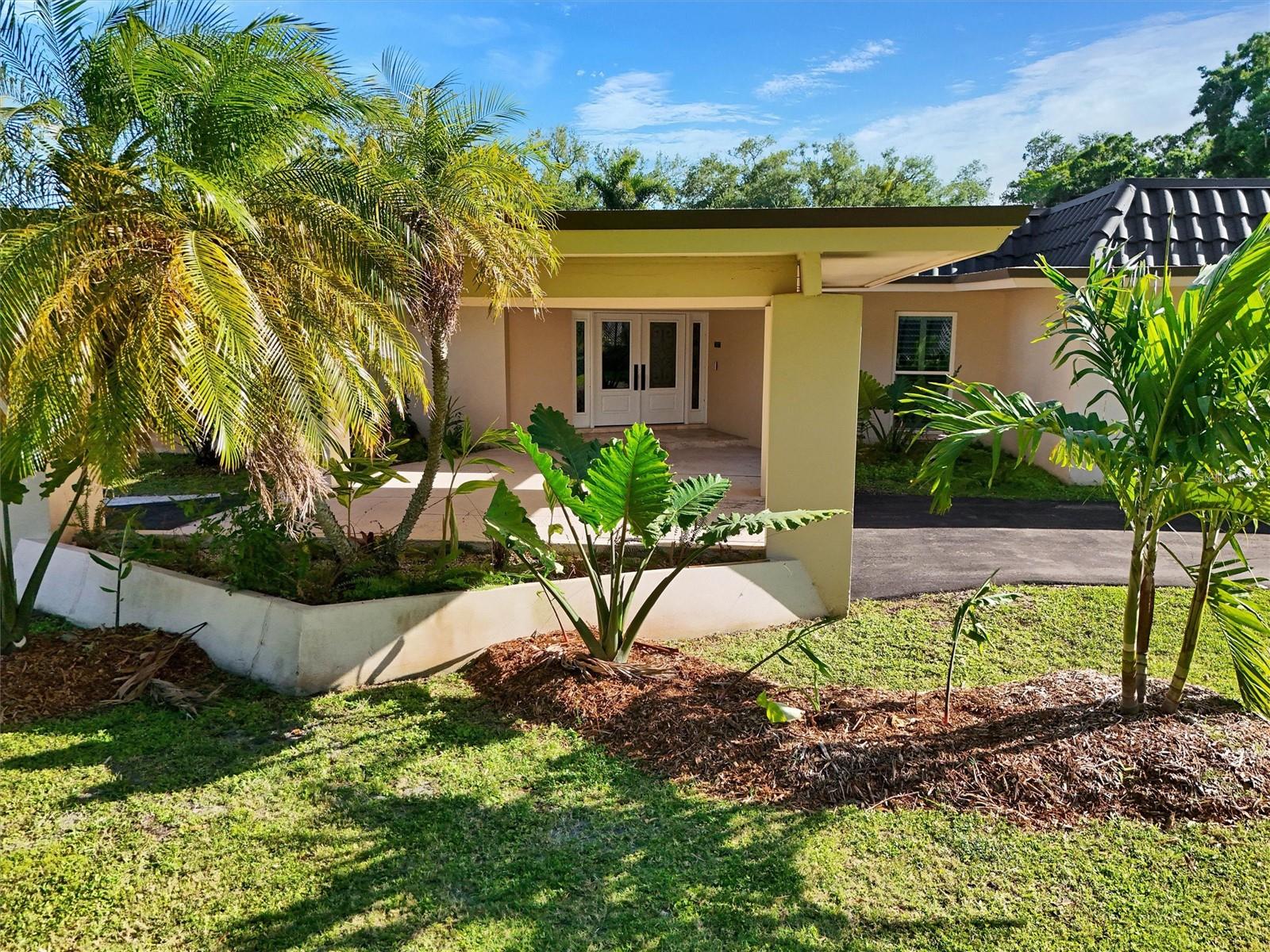 1875 BELLEAIR ROAD