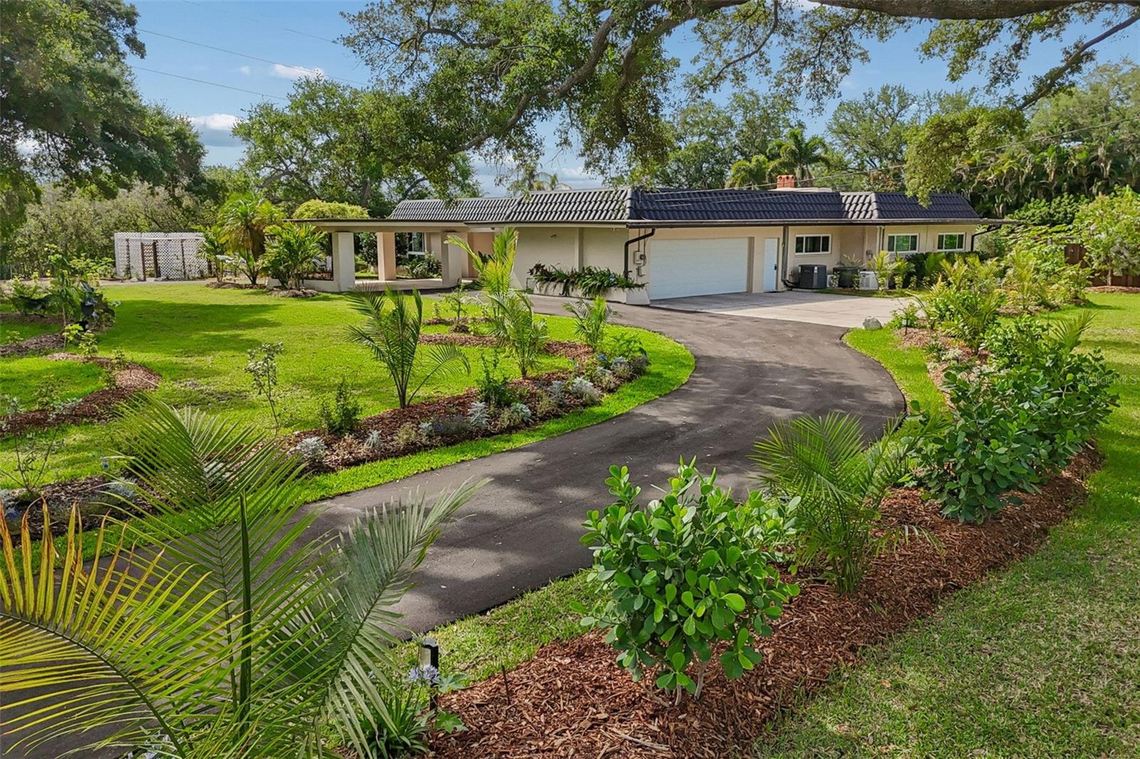 1875 BELLEAIR ROAD