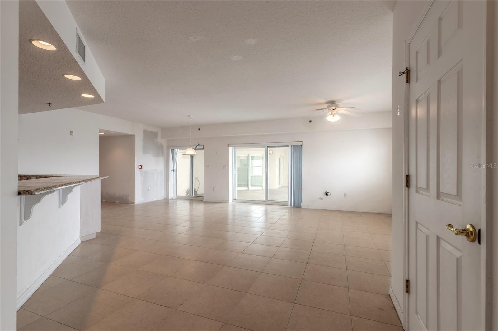 5300 S ATLANTIC AVENUE 3-605
