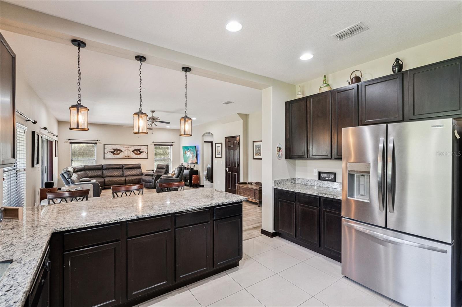 RIVIERA BELLA UN 02B - Residential