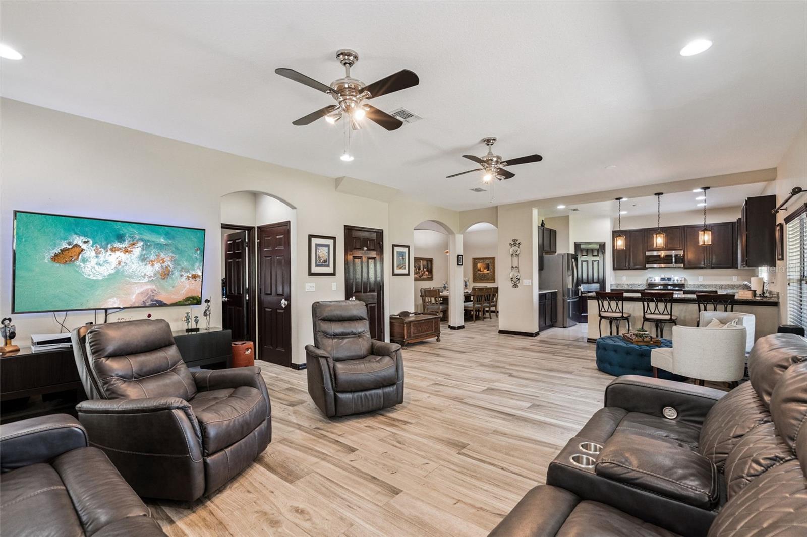 RIVIERA BELLA UN 02B - Residential