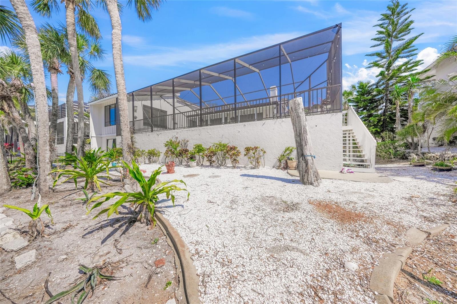 BAY ISLES - Residential