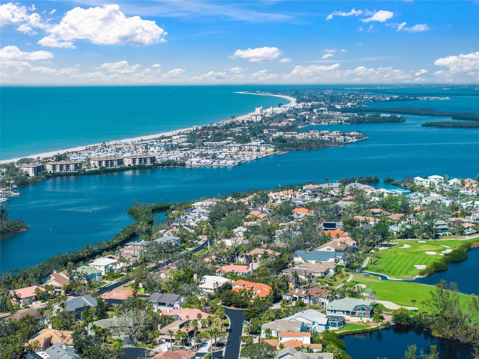 BAY ISLES - Residential