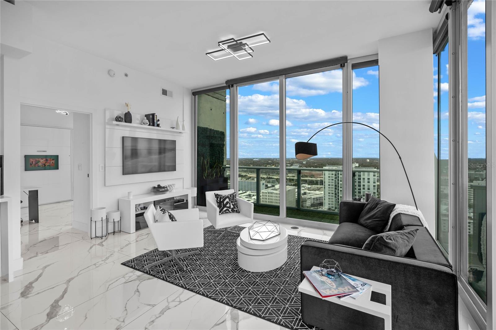 777 N ASHLEY DRIVE 2613