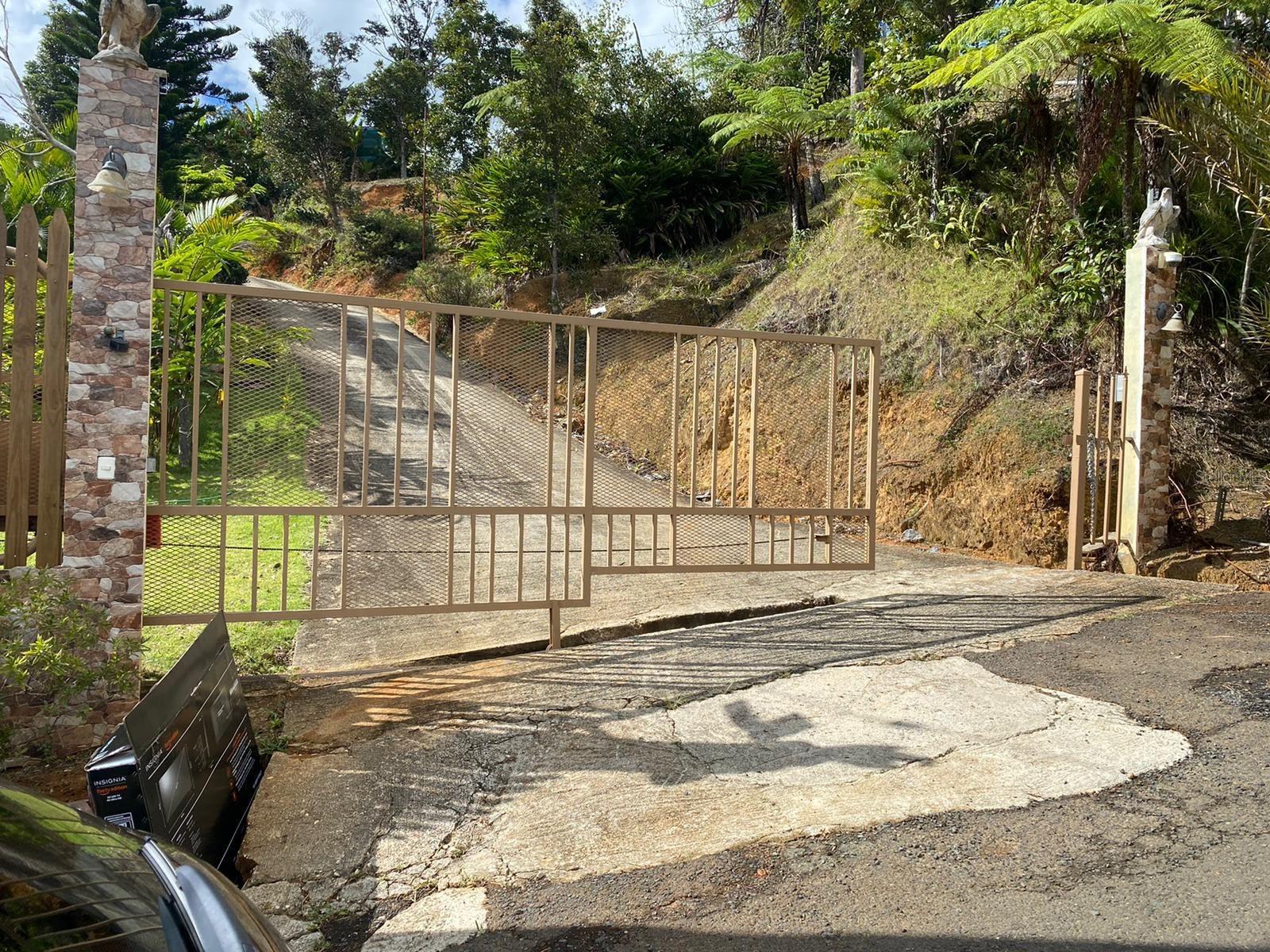 Carretera 742 Kilometro 2 SECTOR LAS VILLAS BARRIO CARITE
