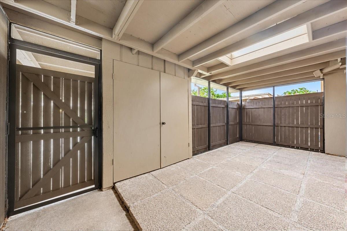 7903 CEDAR DRIVE