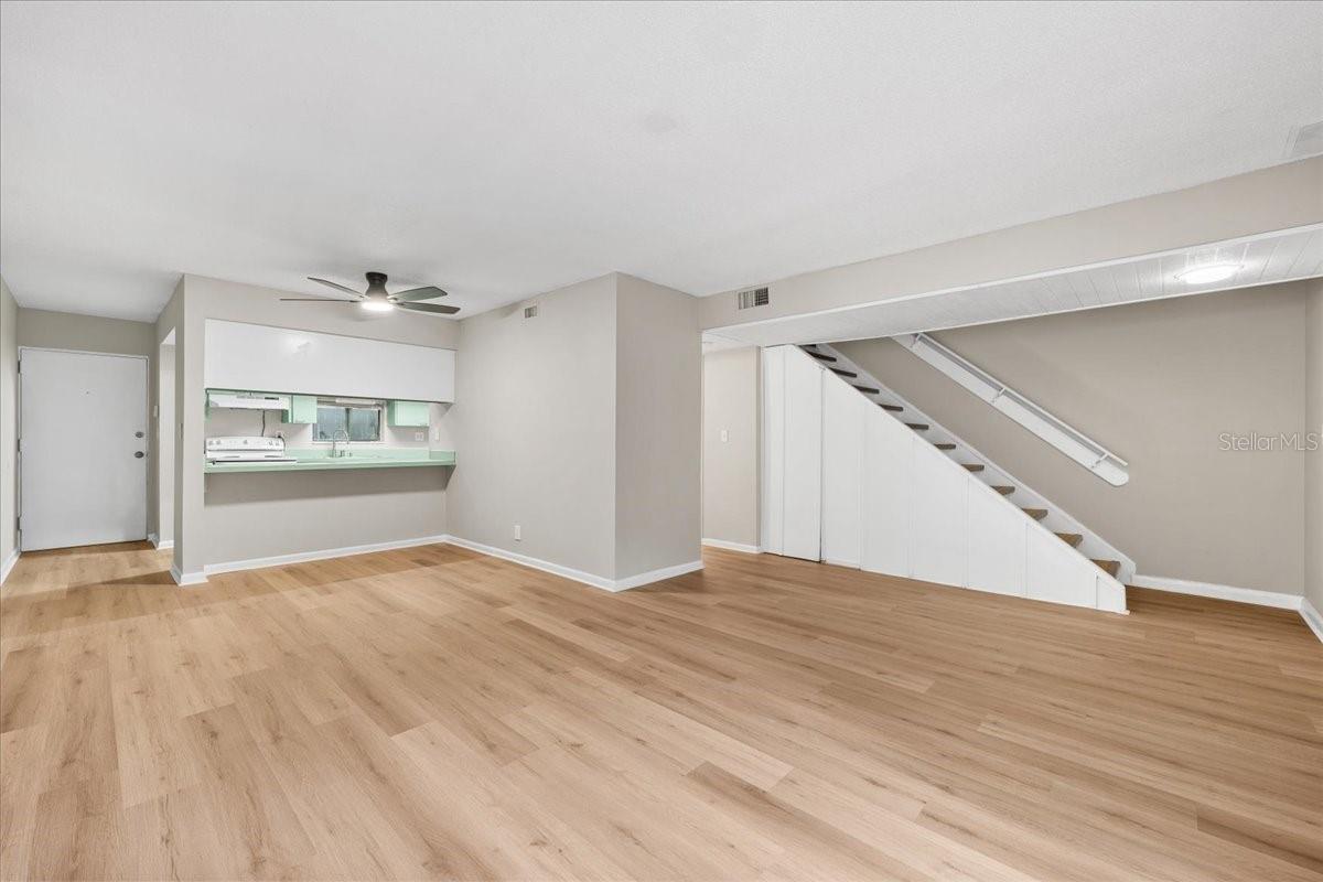 7903 CEDAR DRIVE
