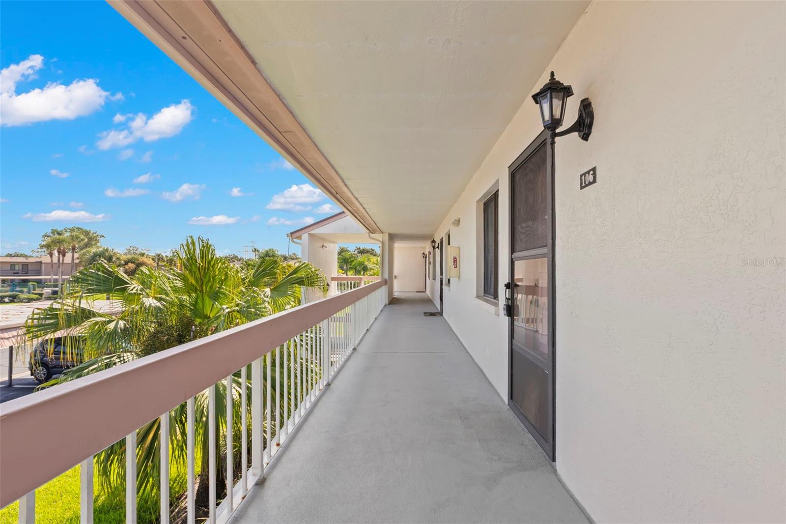 106 LAKEVIEW PLACE 106