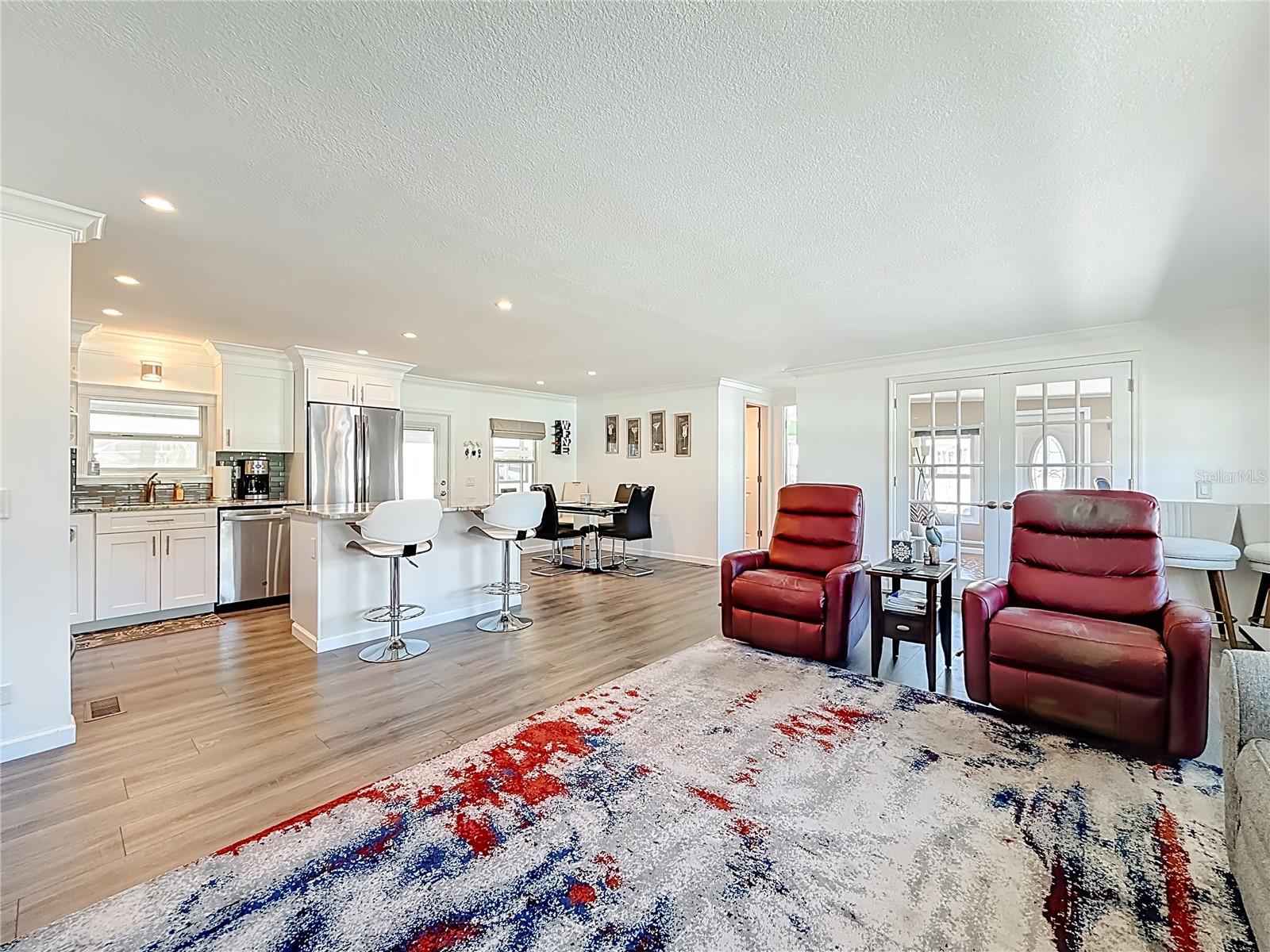 HOLIDAY SHORES MOBILE PARK UNREC - Residential