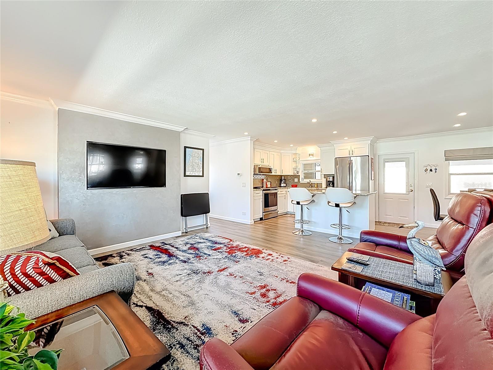 HOLIDAY SHORES MOBILE PARK UNREC - Residential