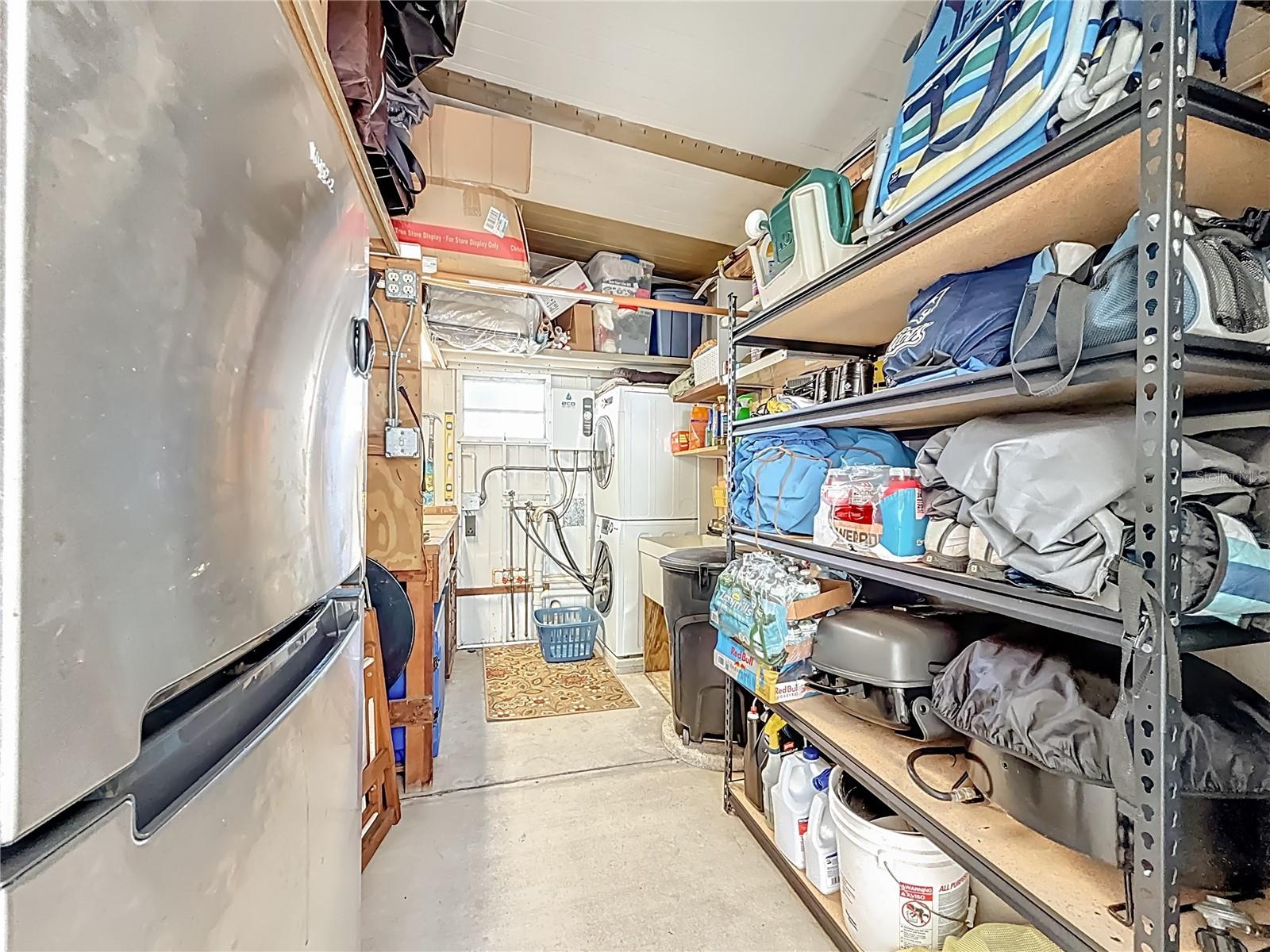 HOLIDAY SHORES MOBILE PARK UNREC - Residential