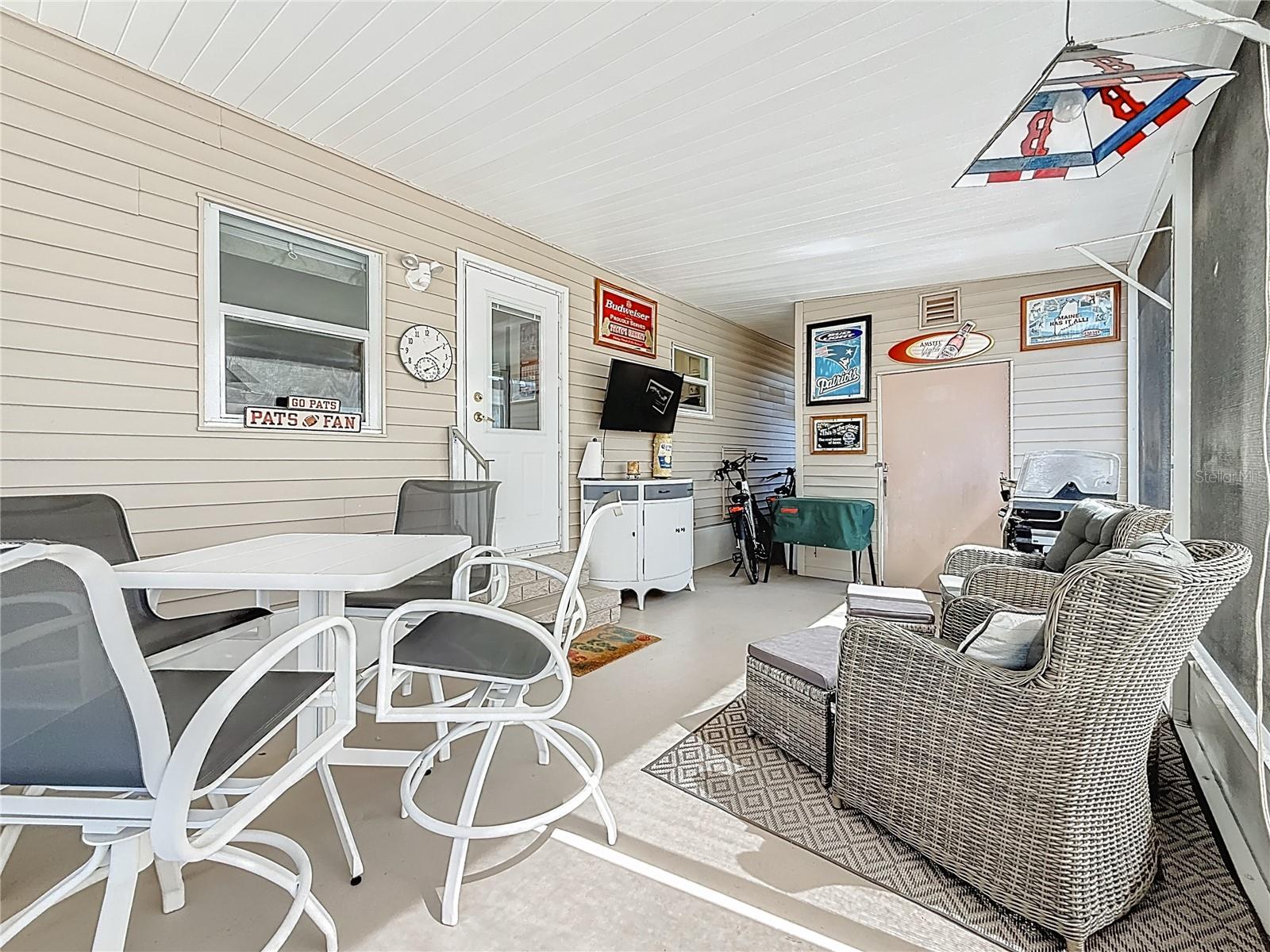 HOLIDAY SHORES MOBILE PARK UNREC - Residential