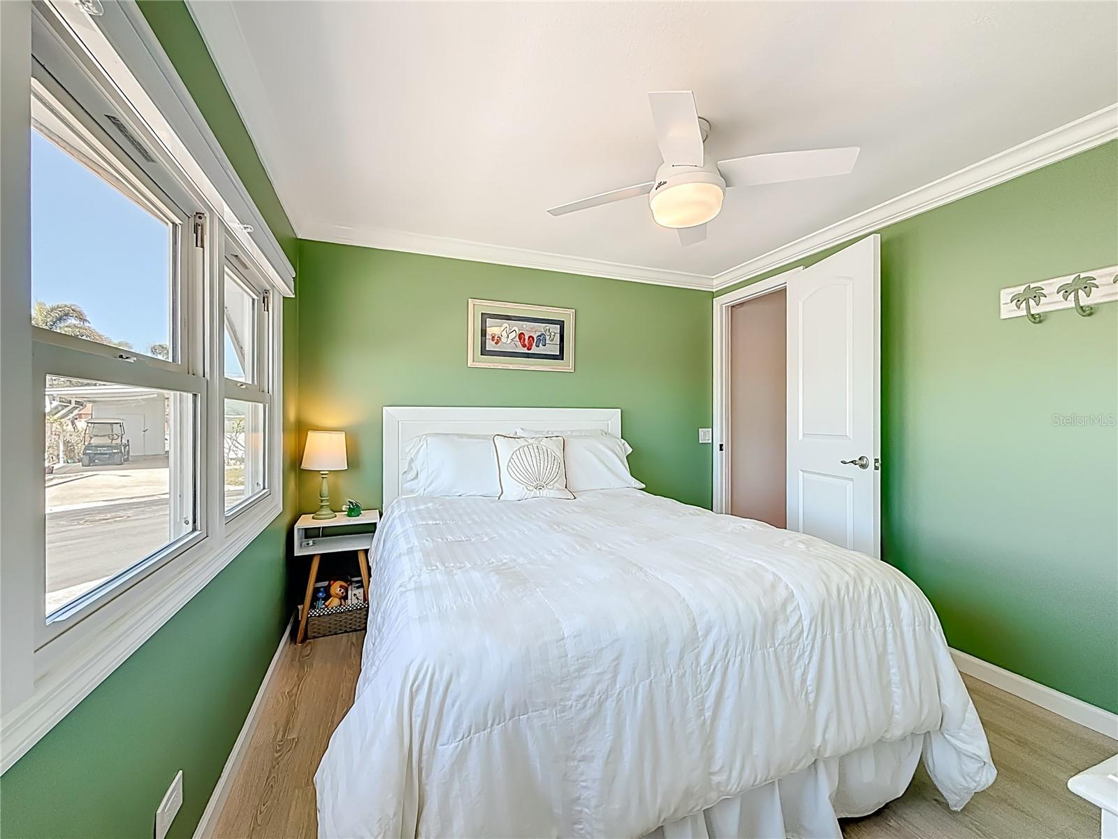 HOLIDAY SHORES MOBILE PARK UNREC - Residential