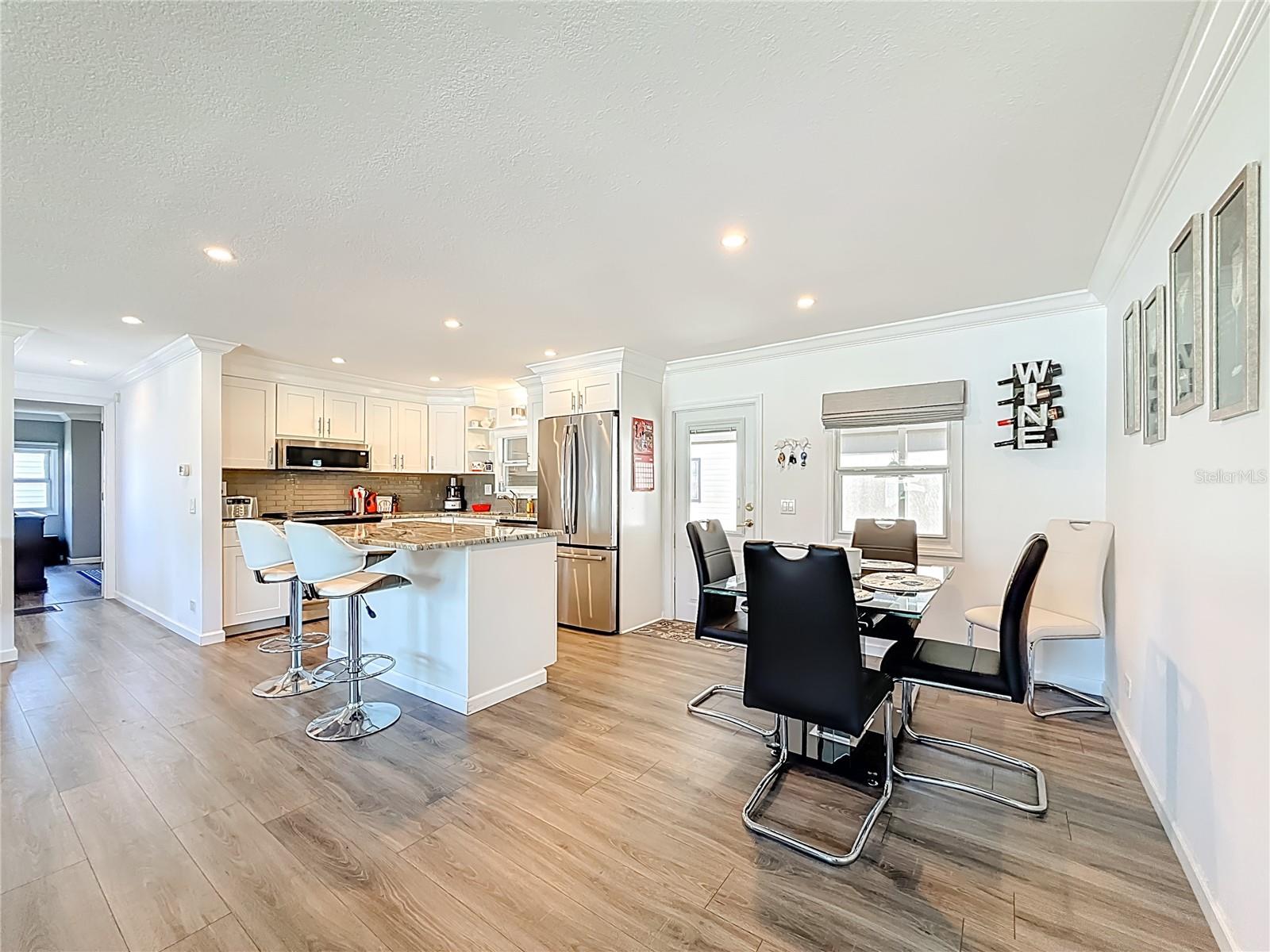 HOLIDAY SHORES MOBILE PARK UNREC - Residential