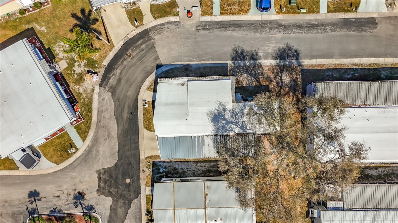 HOLIDAY SHORES MOBILE PARK UNREC - Residential