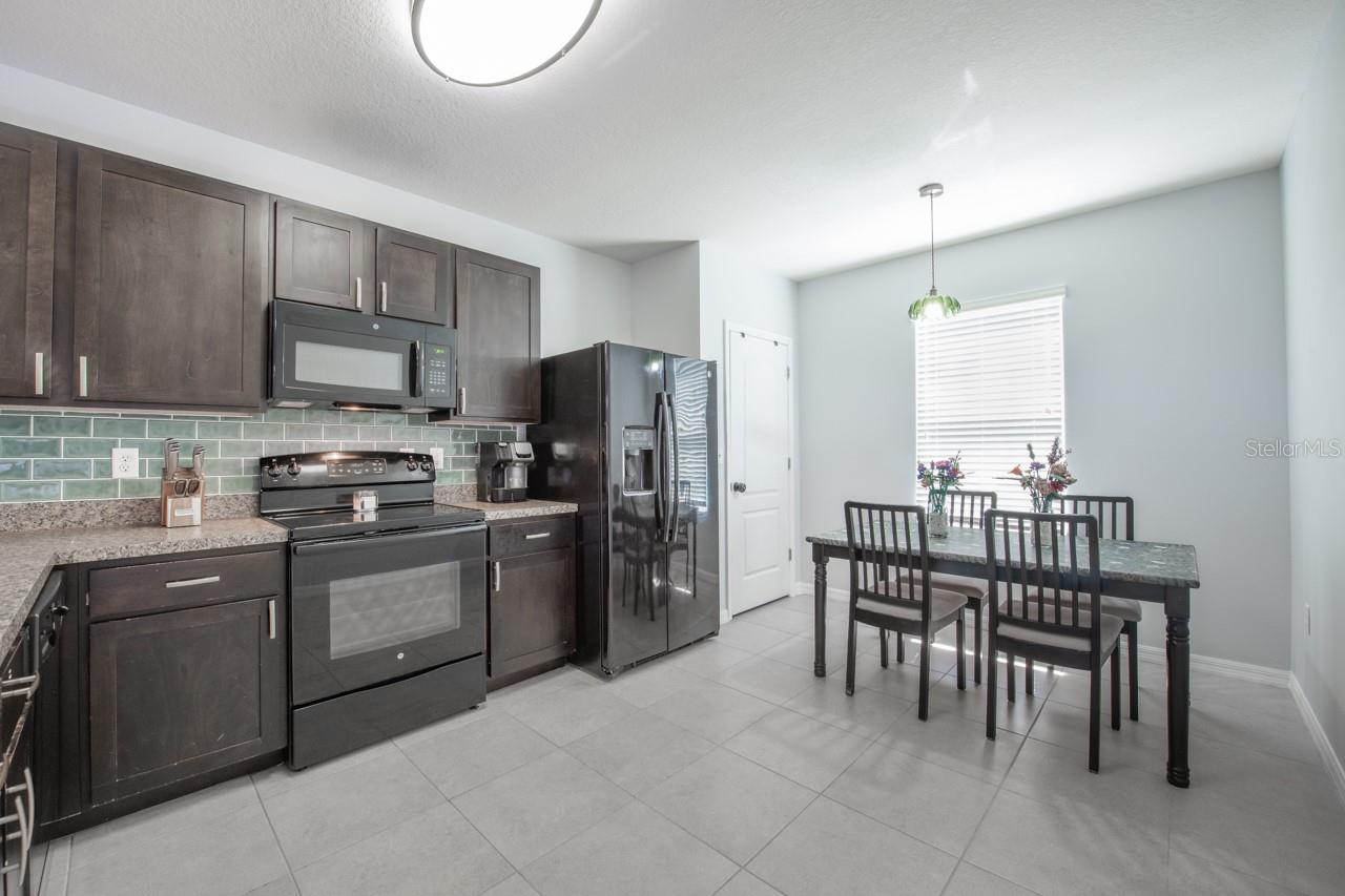 9712 HOUND CHASE DRIVE