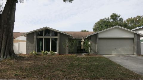 Photo of 7432 Oakvista Circle, Tampa, FL 33634 (MLS # TB8458938)