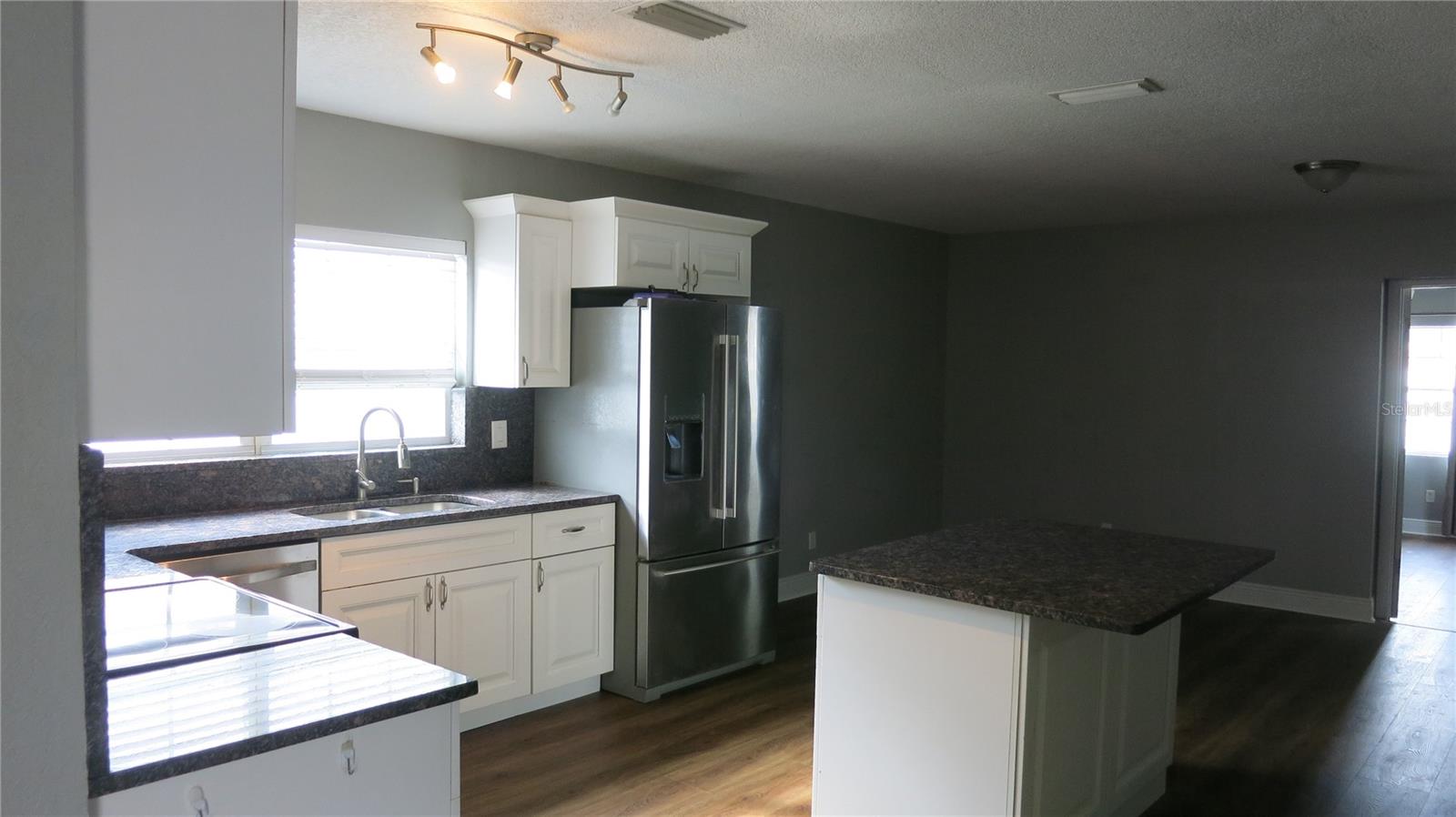 TOWNN COUNTRY PARK SEC 9 UN 05 - Residential