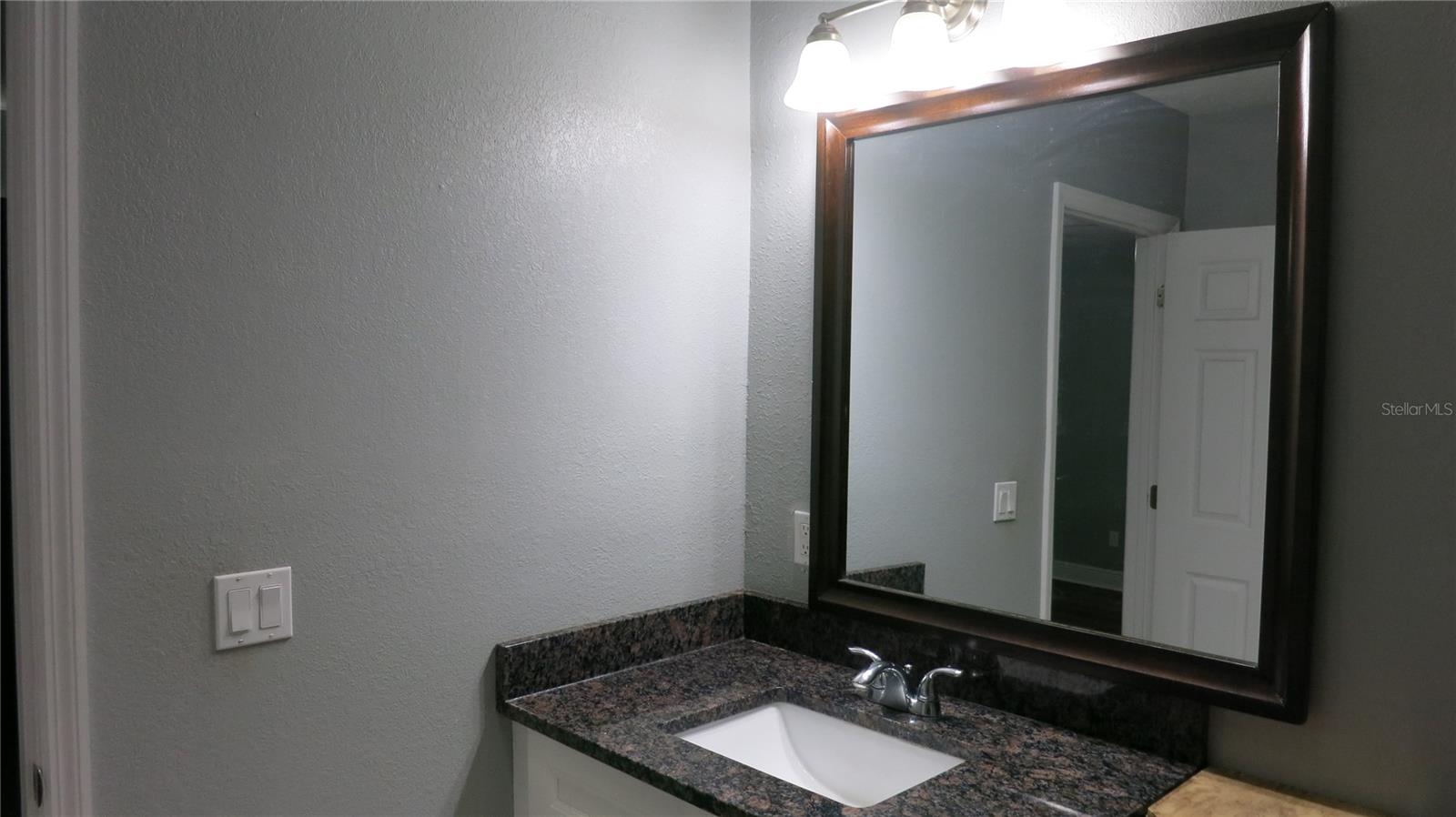 TOWNN COUNTRY PARK SEC 9 UN 05 - Residential