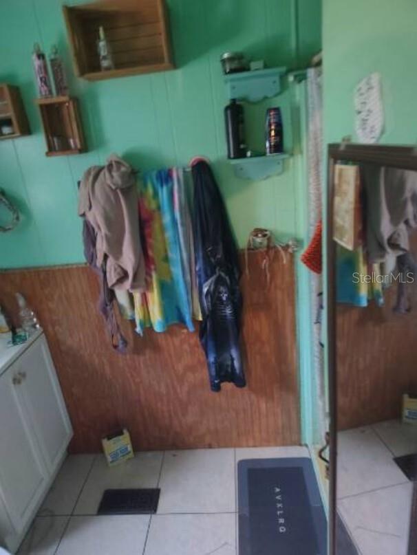 UNPLATTED - Residential