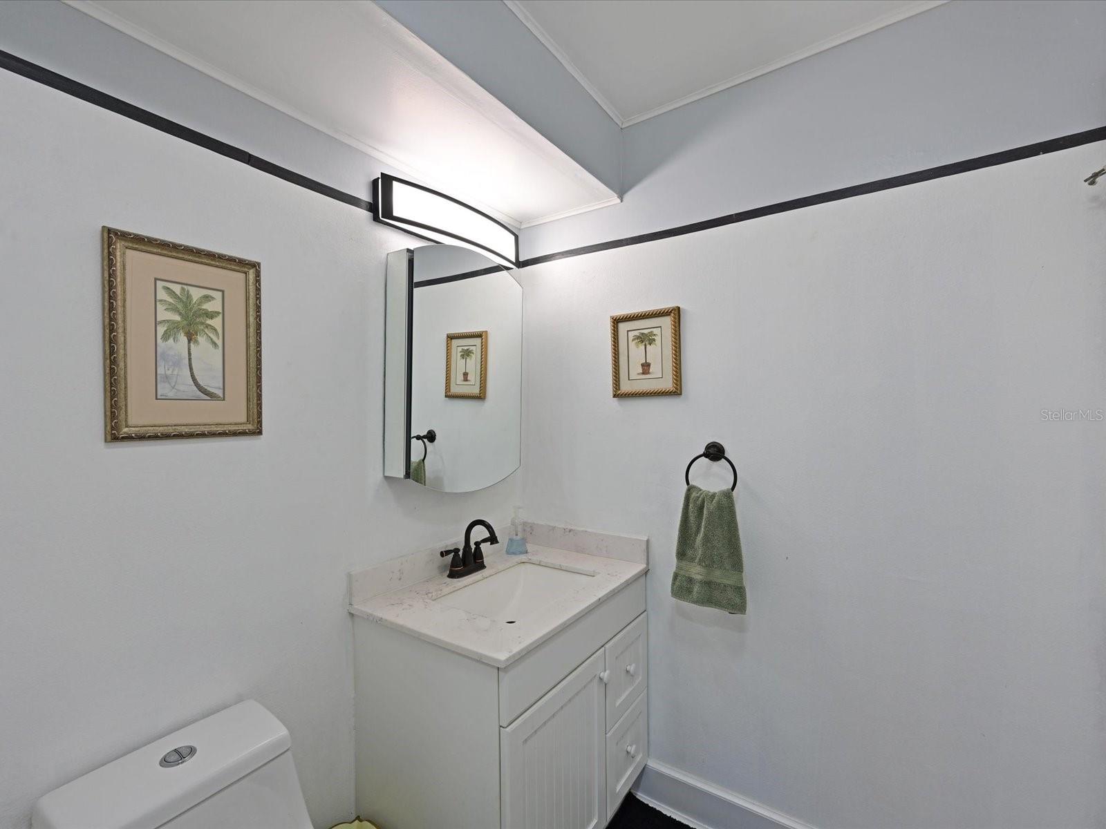 BAYSHORE ON THE LAKE APTS II SEC 2 - Residential