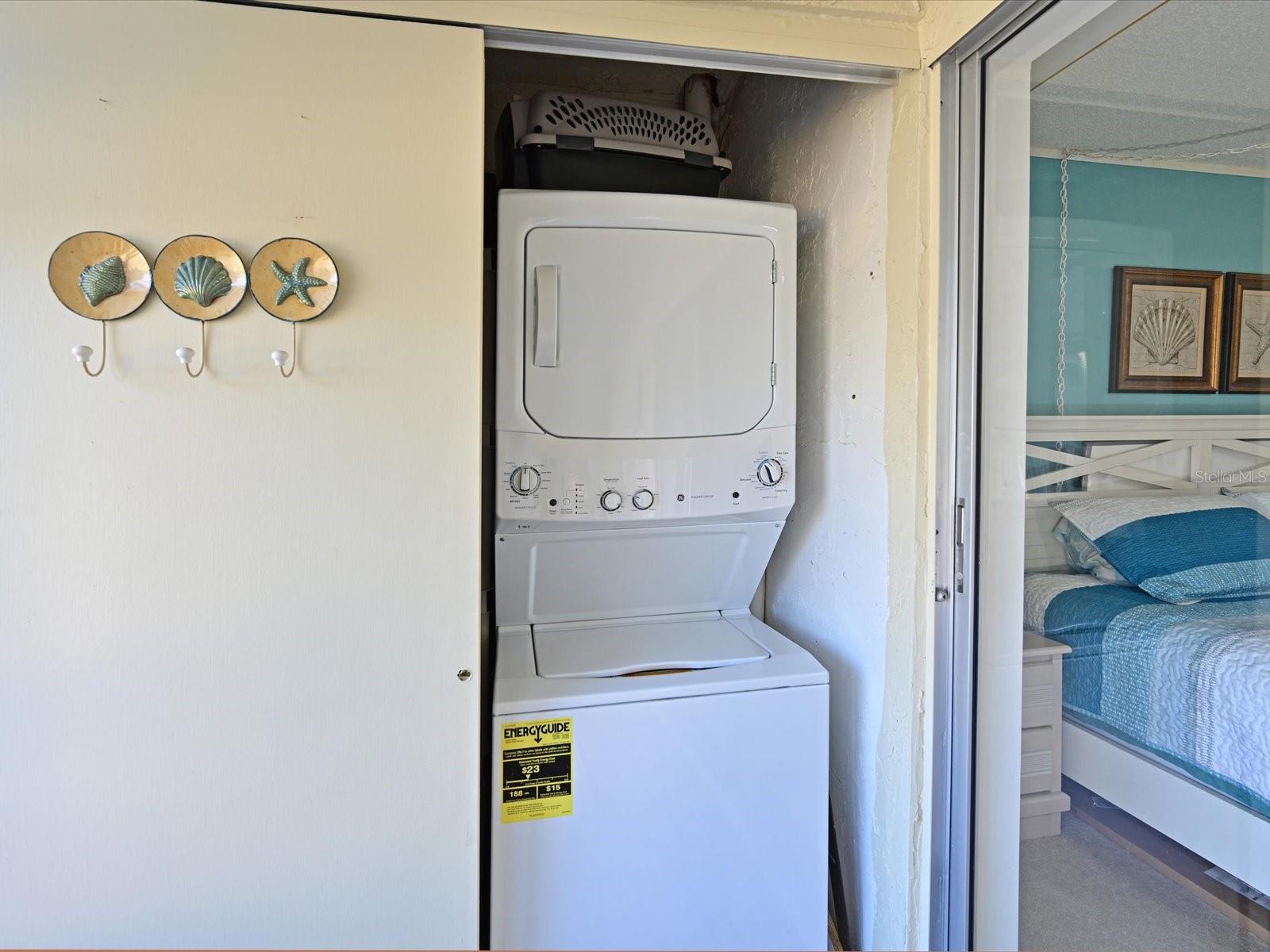 BAYSHORE ON THE LAKE APTS II SEC 2 - Residential