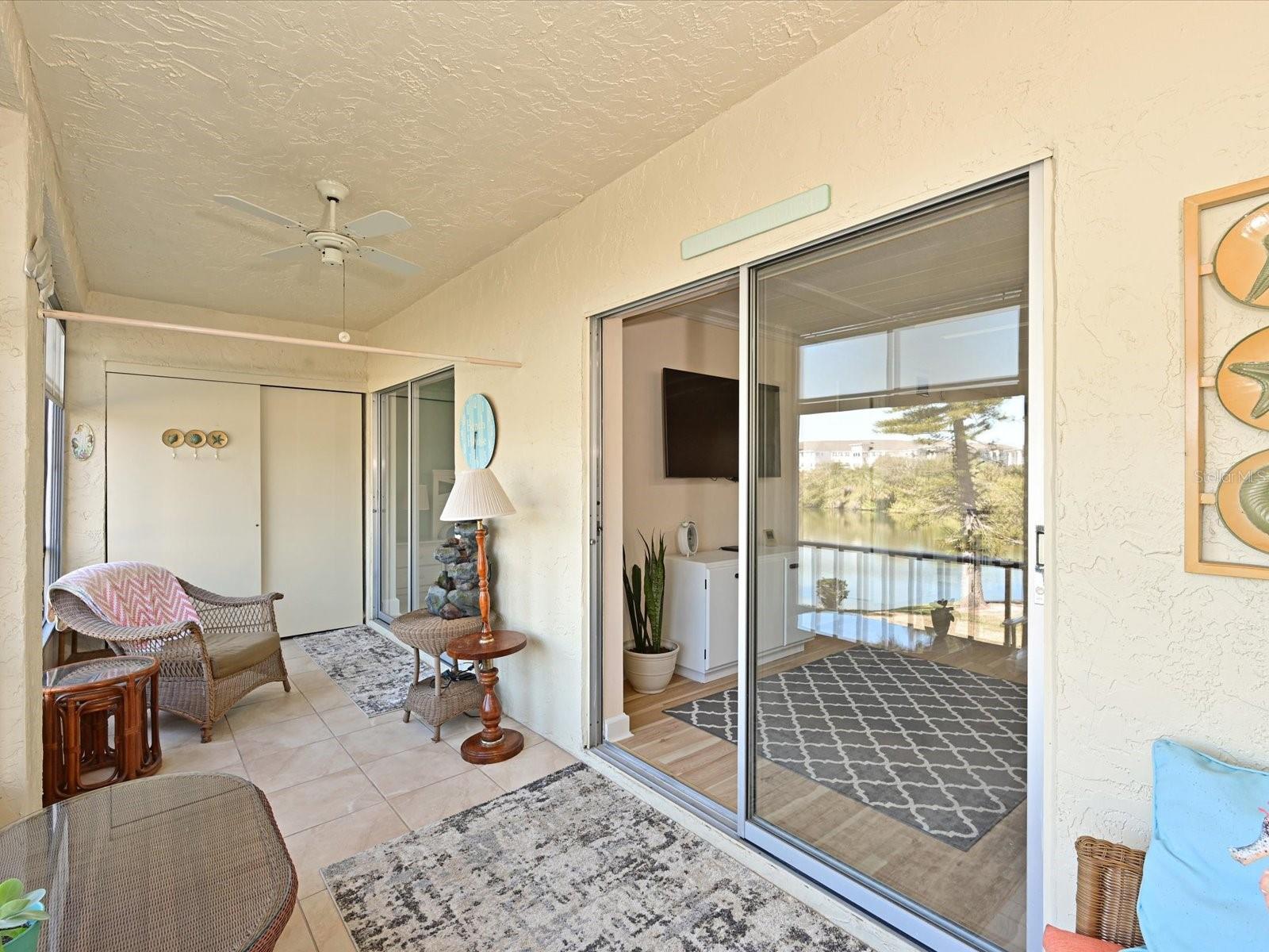 BAYSHORE ON THE LAKE APTS II SEC 2 - Residential