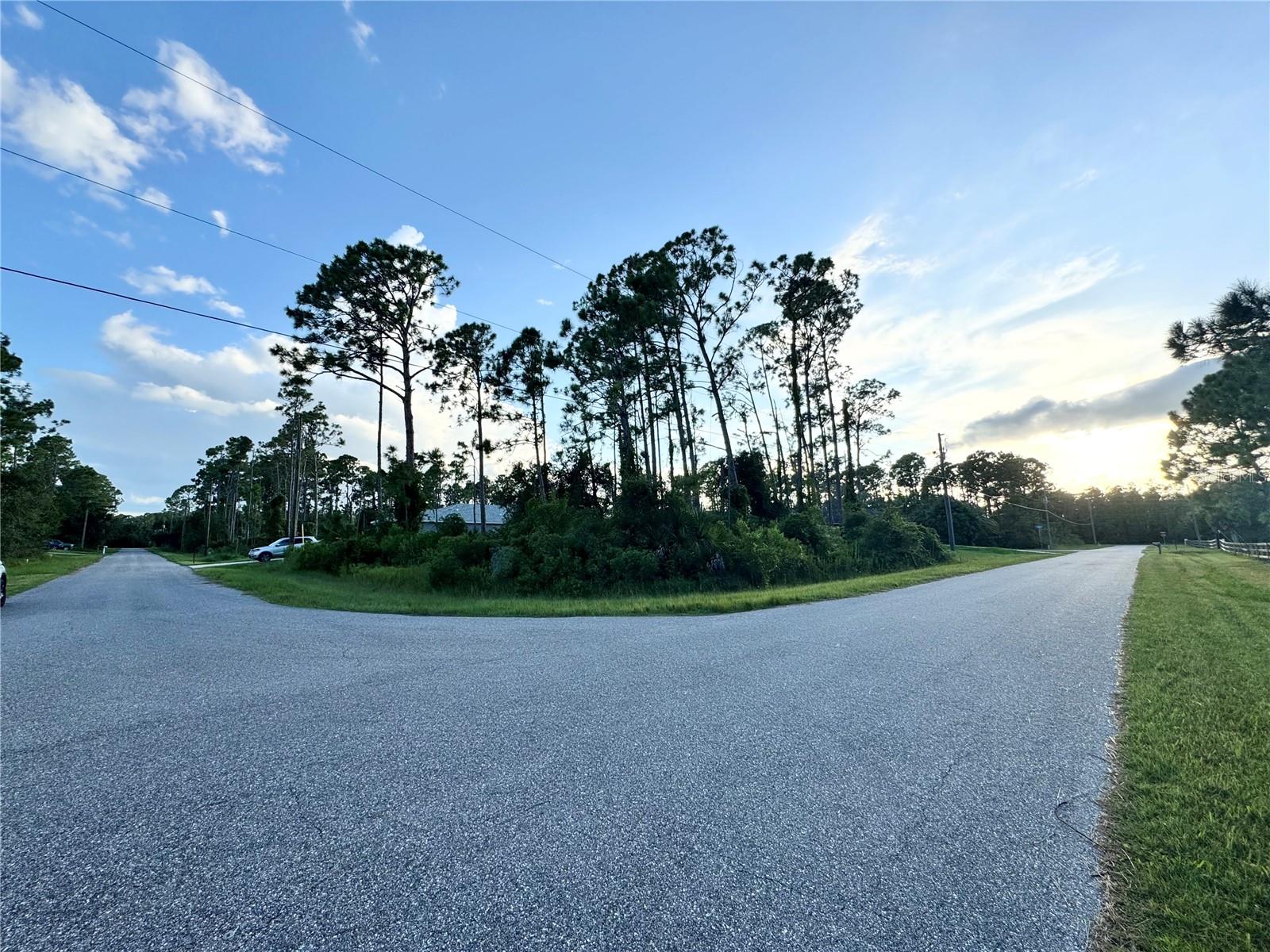 PORT CHARLOTTE SUB 25 - Land