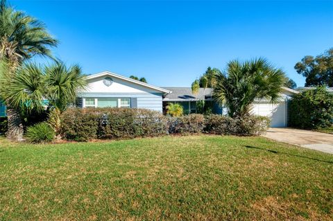 Photo of 3207 Lowndes Drive, Winter Park, FL 32792 (MLS # O6362285)