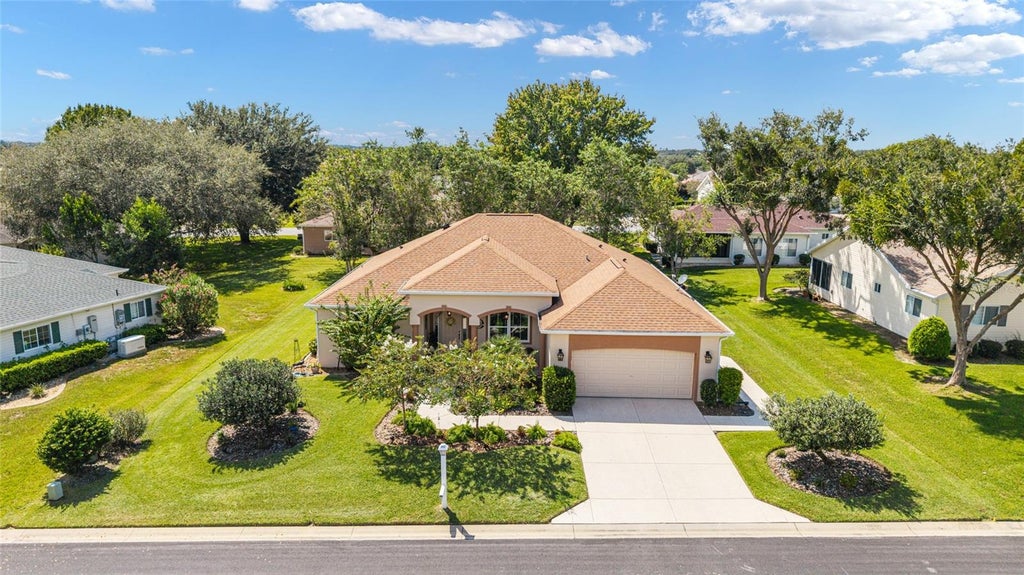 Photo of 13660 SE 90th Terrace, Summerfield, FL 34491 (MLS # OM732632)