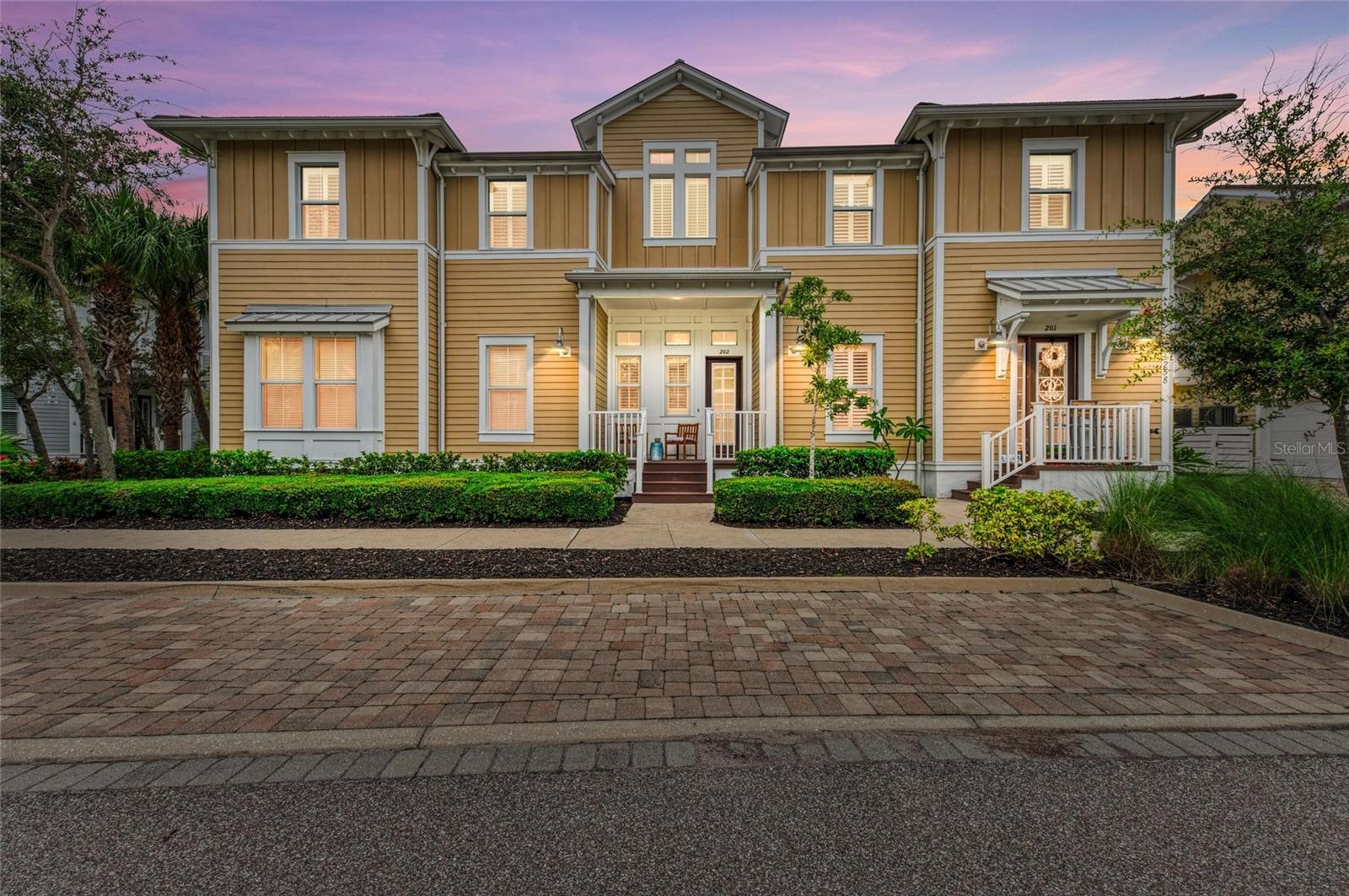 MANGROVE WALK ON HARBOUR ISLE PH 21 - Residential