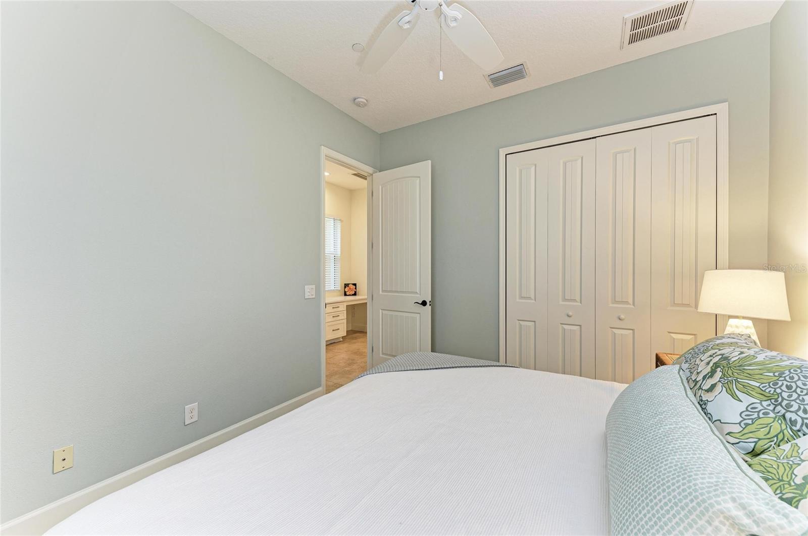 MANGROVE WALK ON HARBOUR ISLE PH 21 - Residential