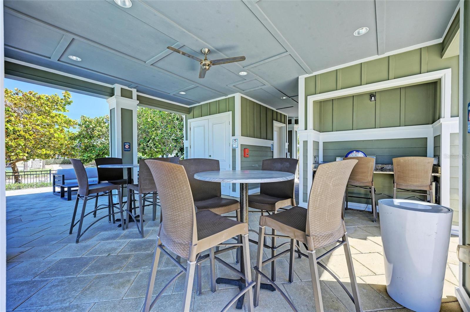MANGROVE WALK ON HARBOUR ISLE PH 21 - Residential